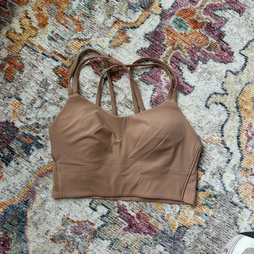 Lululemon like a cloud bra! Size 4!